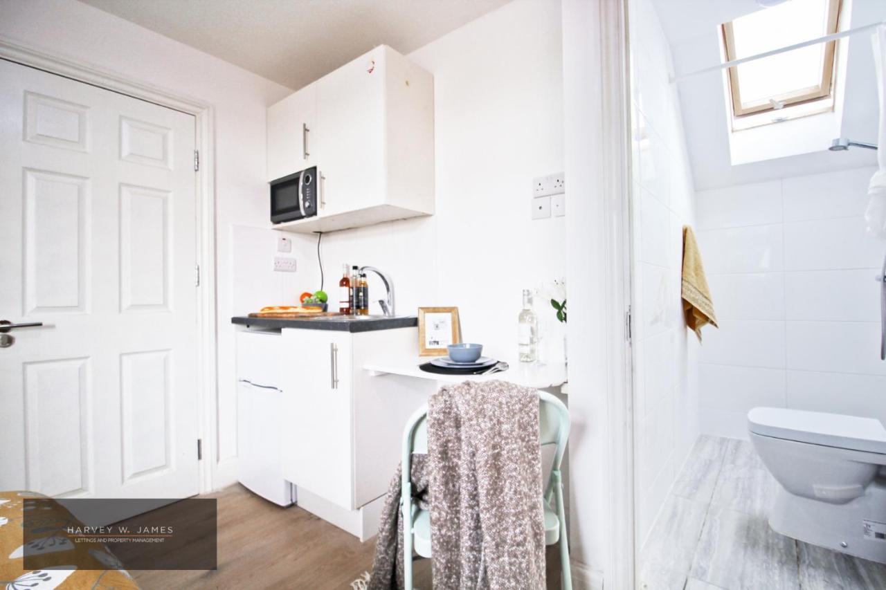 Jd Homes Лондон Екстериор снимка