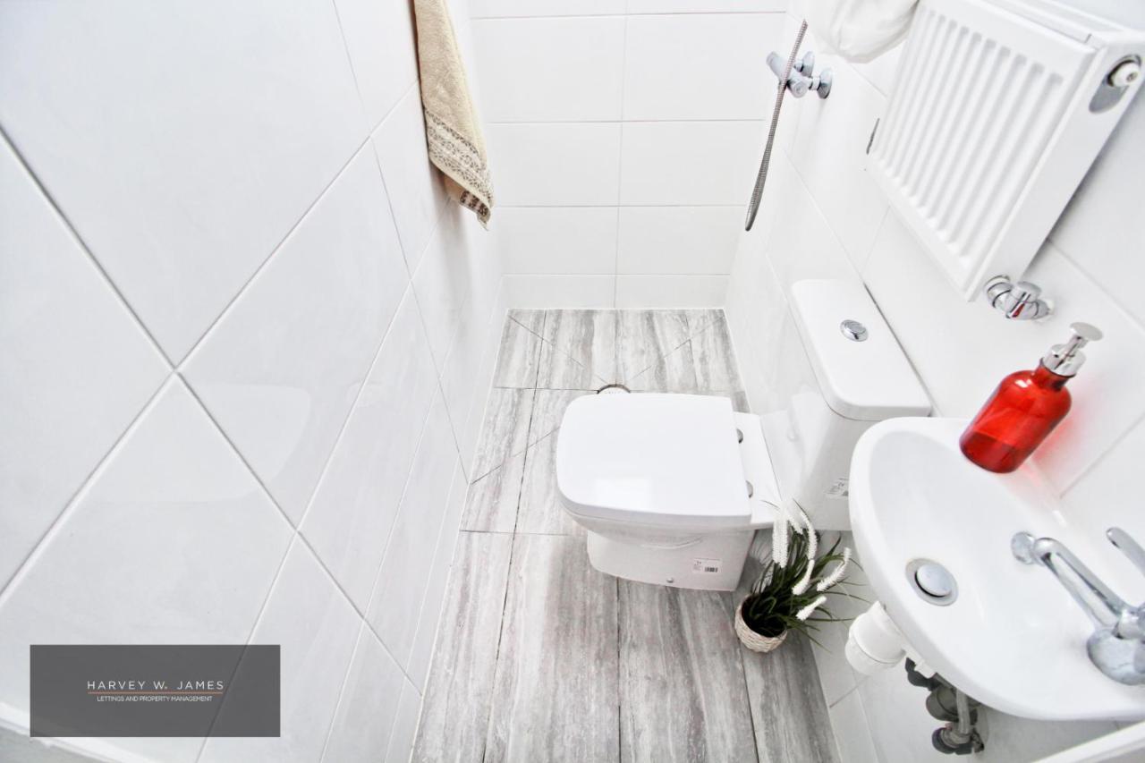 Jd Homes Лондон Екстериор снимка